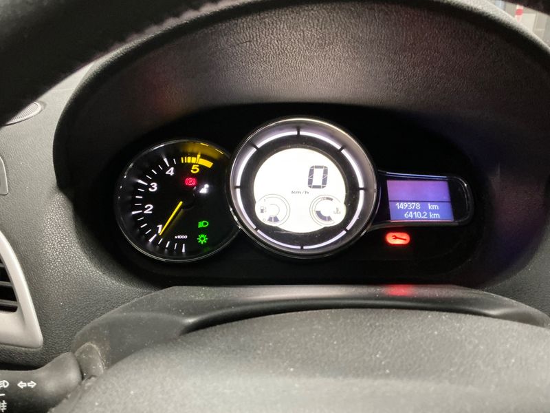 Renault Megane 1.9 dCi Privilege 2009 – снимка 4