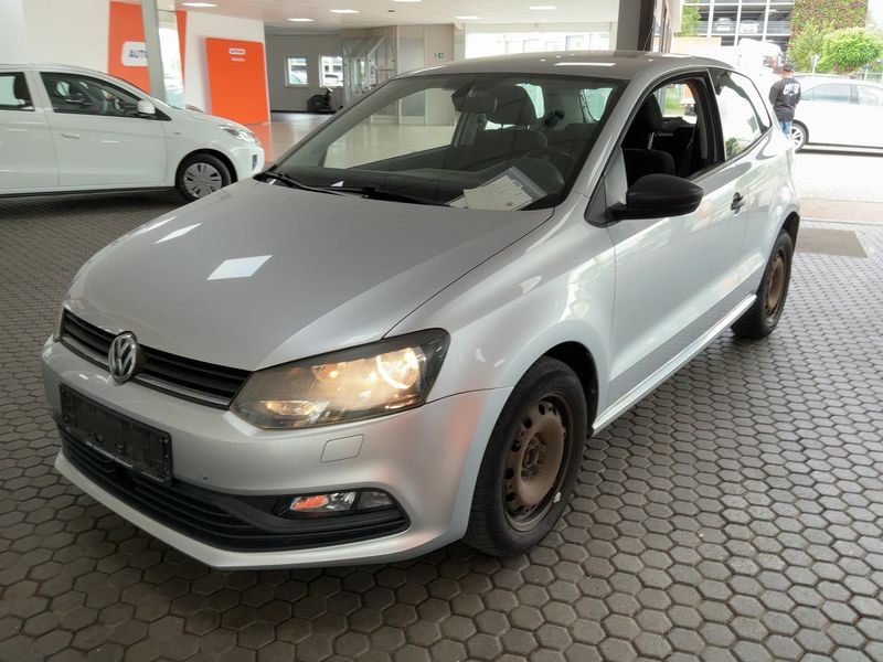 Volkswagen Polo 1.4 TDI Trendline BlueMotion Tech 2015 – снимка 1