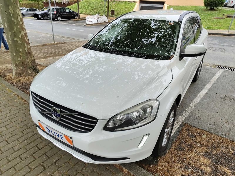 Volvo XC60 2.0 D4 Kinetic 2WD 2014 – снимка 1