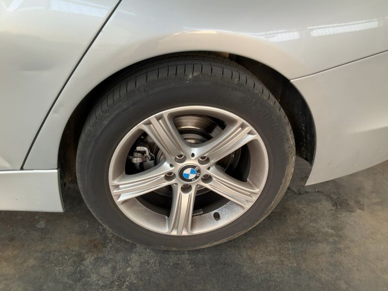 BMW 3er 320d xDrive 2013 – снимка 17