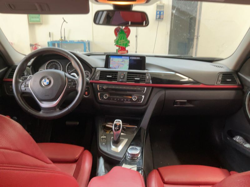 BMW 3er 320d xDrive 2013 – снимка 12