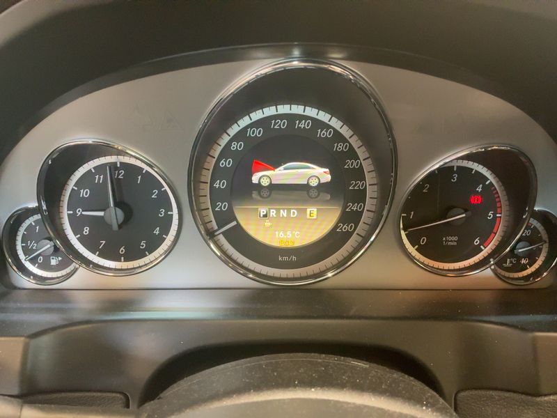 Mercedes-Benz E-Klasse E 350 CDI BlueEfficiency Avantgarde 2012 – снимка 19