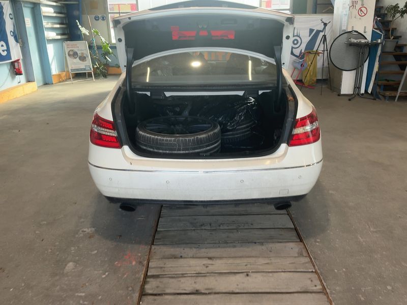 Mercedes-Benz E-Klasse E 350 CDI BlueEfficiency Avantgarde 2012 – снимка 16