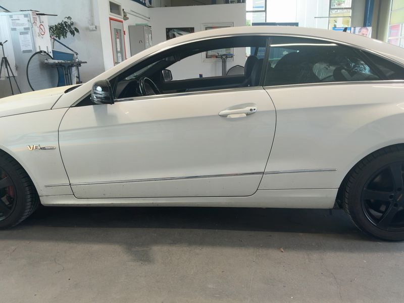 Mercedes-Benz E-Klasse E 350 CDI BlueEfficiency Avantgarde 2012 – снимка 4
