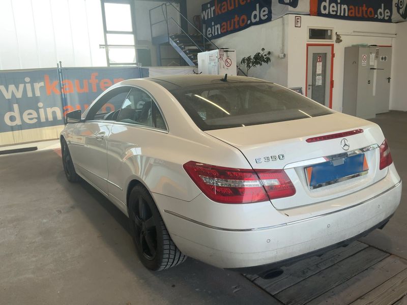 Mercedes-Benz E-Klasse E 350 CDI BlueEfficiency Avantgarde 2012 – снимка 6