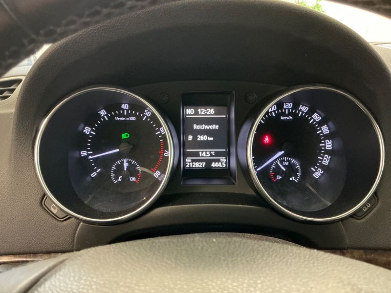 Skoda Yeti 1.8 TSI Experience 4x4 2011 – снимка 4