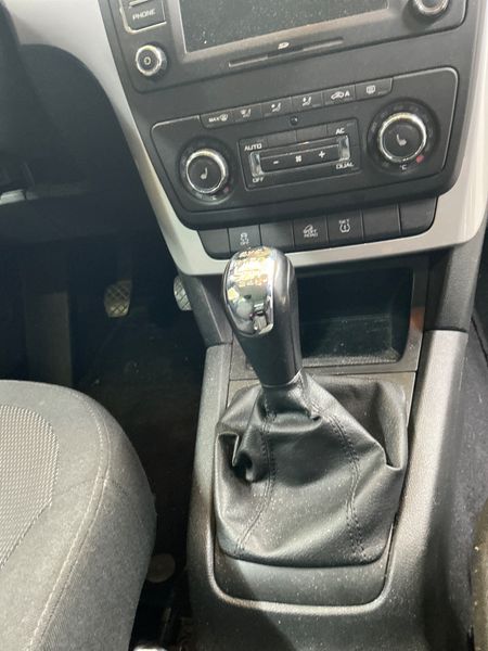 Skoda Yeti 1.8 TSI Ambition Plus Edition 4x4 2010 – снимка 24