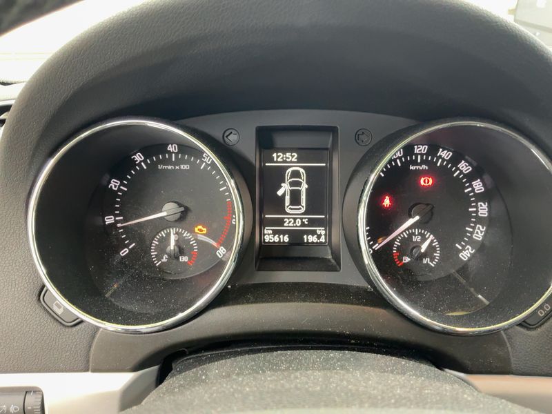 Skoda Yeti 1.8 TSI Ambition Plus Edition 4x4 2010 – снимка 18