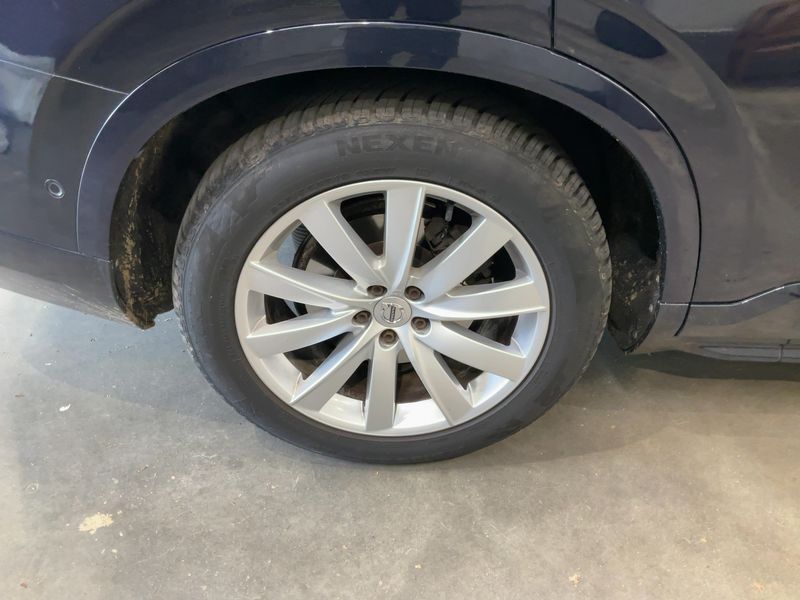Volvo XC90 2.0 D5 Momentum AWD 2015 – снимка 9