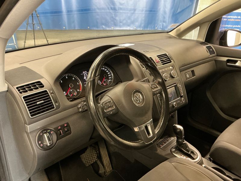 Volkswagen Touran 2.0 TDI Life BlueMotion Tech 2013 – снимка 26