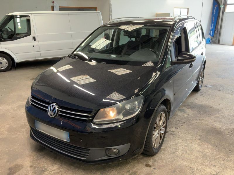 Volkswagen Touran 2.0 TDI Life BlueMotion Tech 2013 – снимка 1