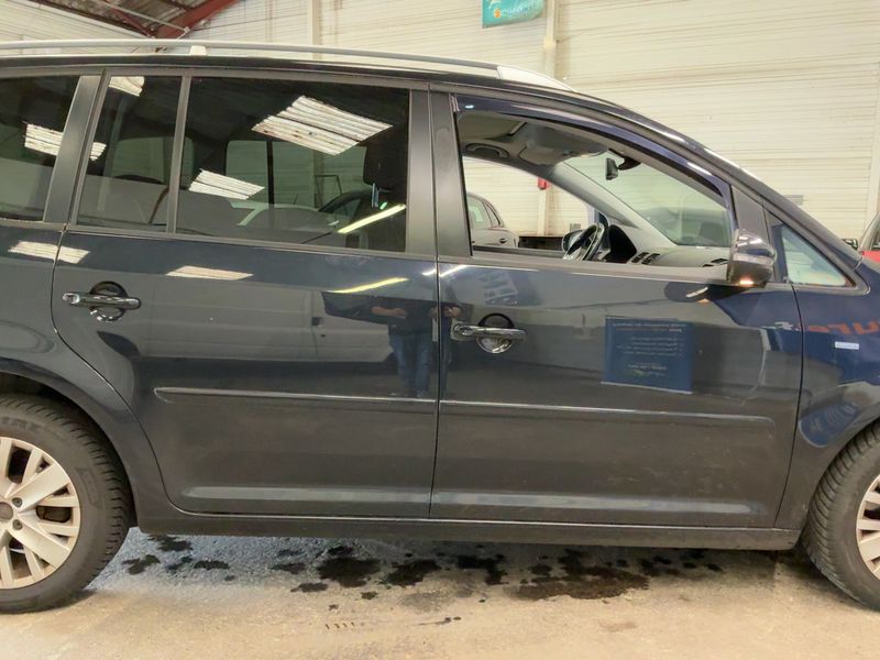Volkswagen Touran 2.0 TDI Life BlueMotion Tech 2013 – снимка 10