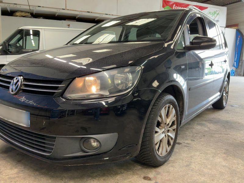 Volkswagen Touran 2.0 TDI Life BlueMotion Tech 2013 – снимка 2