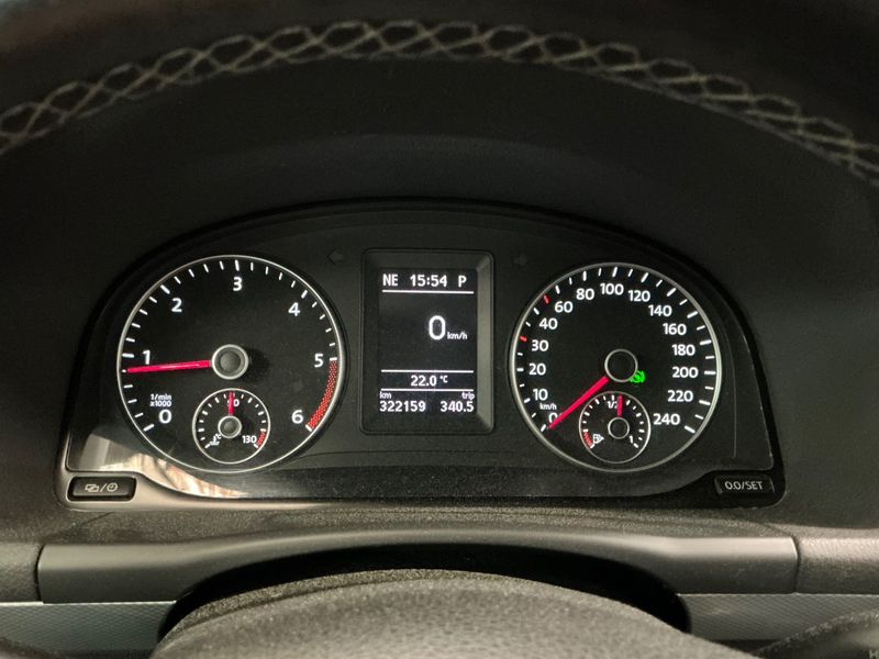 Volkswagen Touran 2.0 TDI Life BlueMotion Tech 2013 – снимка 18