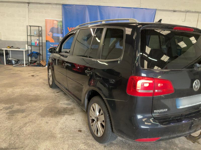 Volkswagen Touran 2.0 TDI Life BlueMotion Tech 2013 – снимка 6