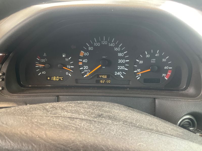 Mercedes-Benz E-Klasse E 200 Elegance 1997 – снимка 4