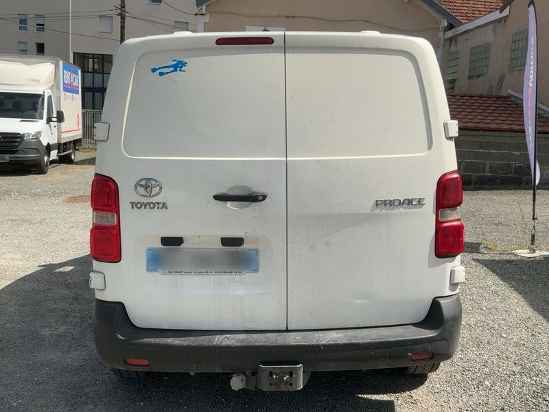 Toyota ProAce 1.6 D-4D Compact 2018 – снимка 7