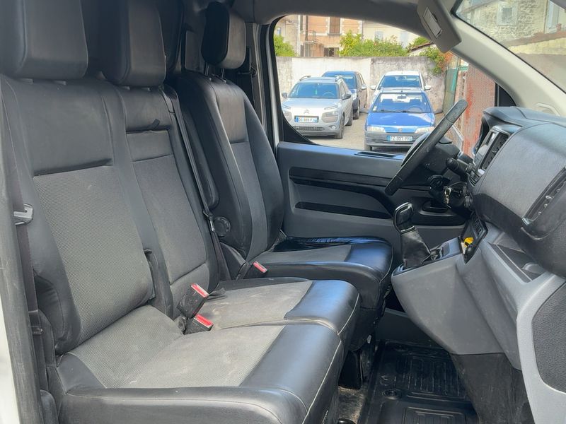 Toyota ProAce 1.6 D-4D Compact 2018 – снимка 16