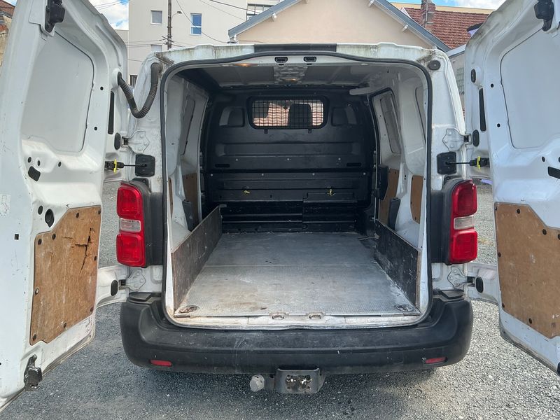 Toyota ProAce 1.6 D-4D Compact 2018 – снимка 15