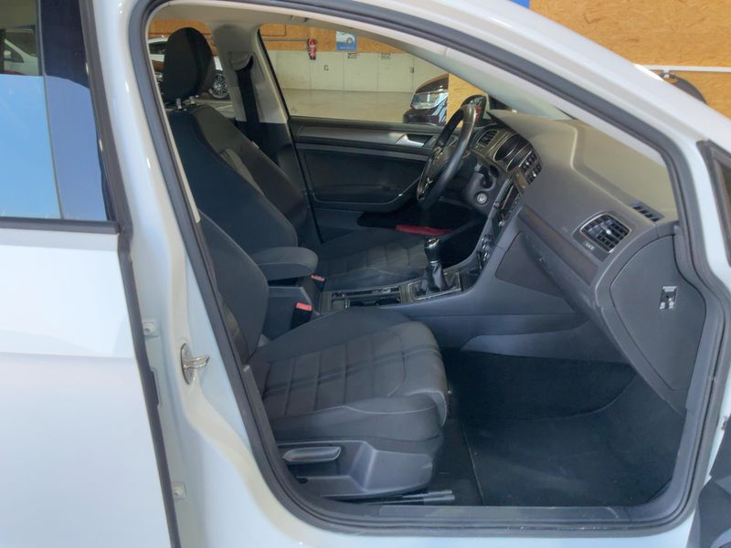 Volkswagen Golf VII 1.2 TSI Comfortline BlueMotion Tech 2013 – снимка 17