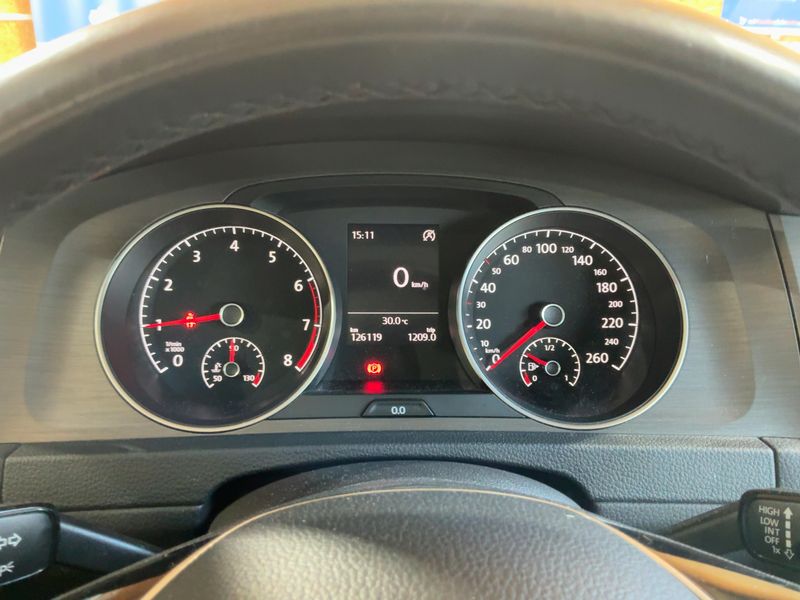 Volkswagen Golf VII 1.2 TSI Comfortline BlueMotion Tech 2013 – снимка 19