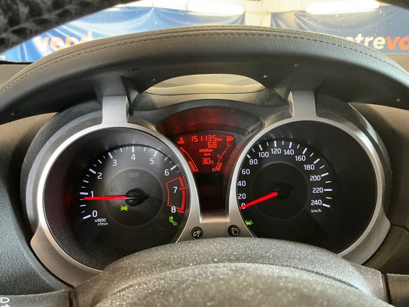Nissan Juke 1.2 Acenta 2017 – снимка 18