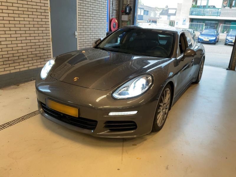 Porsche Panamera S E-Hybrid 2015 – снимка 1