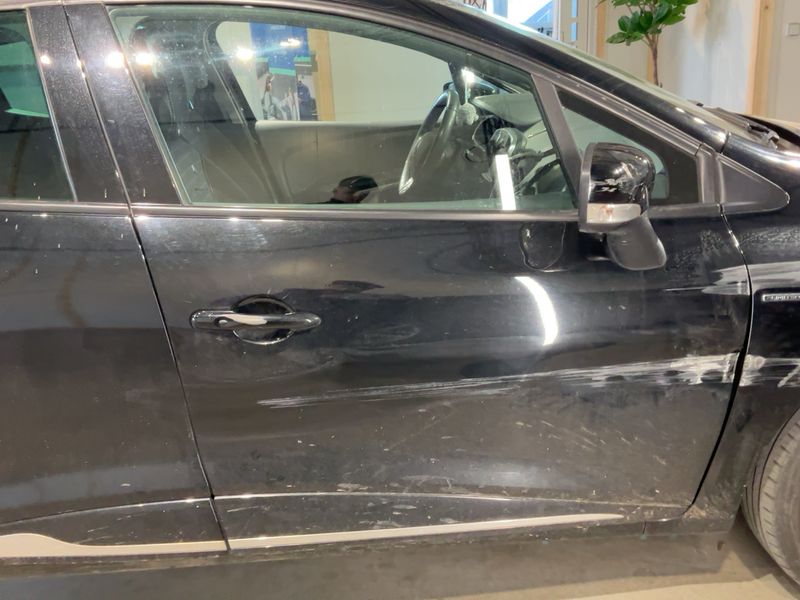Renault Clio 0.9 Limited 2016 – снимка 10