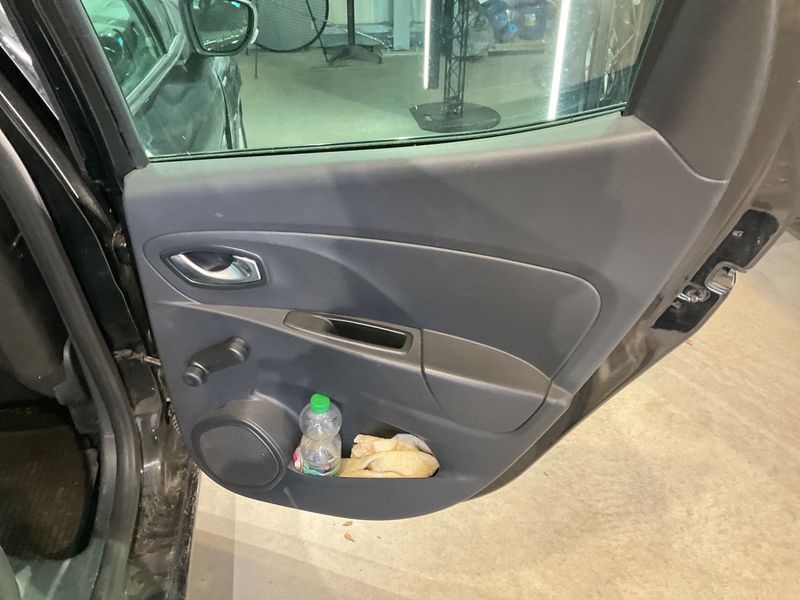 Renault Clio 0.9 Limited 2016 – снимка 34