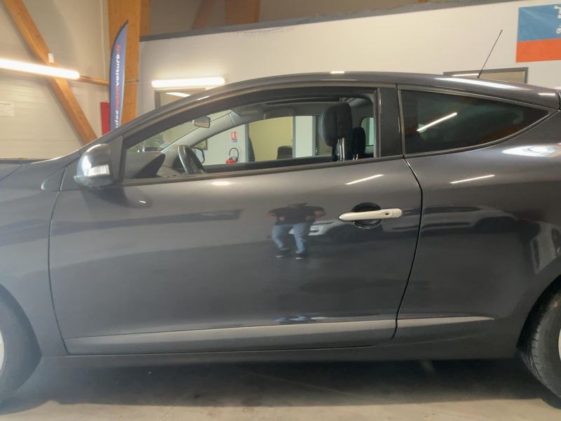 Renault Megane 1.4 TCe Dynamique 2010 – снимка 4