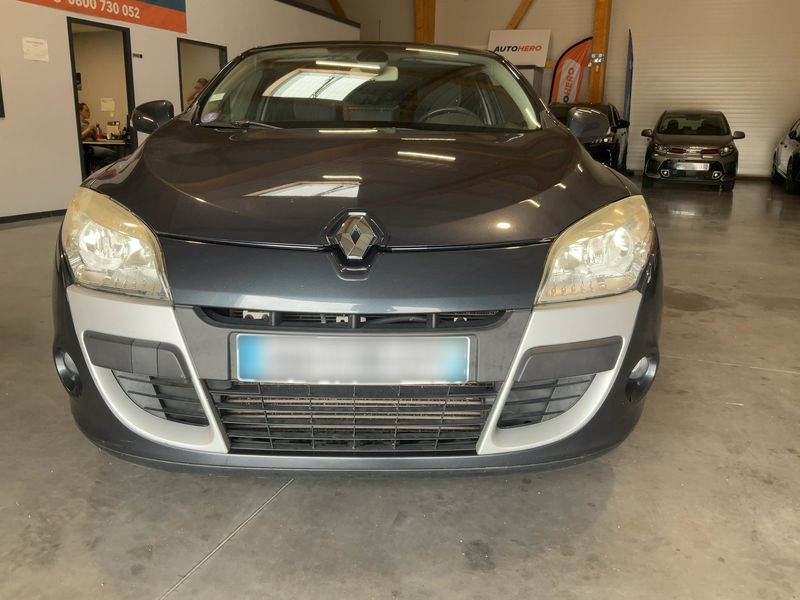 Renault Megane 1.4 TCe Dynamique 2010 – снимка 14