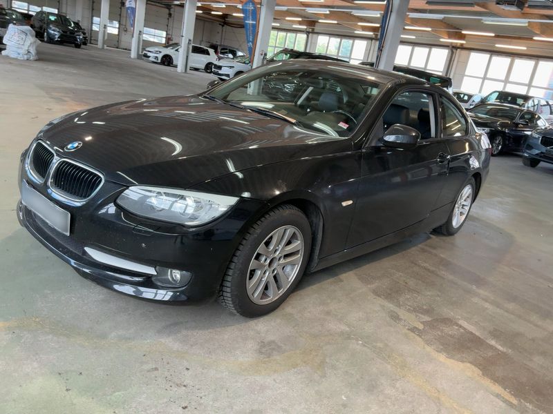 BMW 3er 318i 2012 – снимка 2