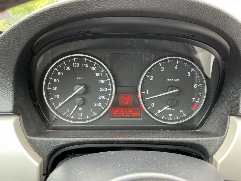 BMW 3er 318i 2012 – снимка 18