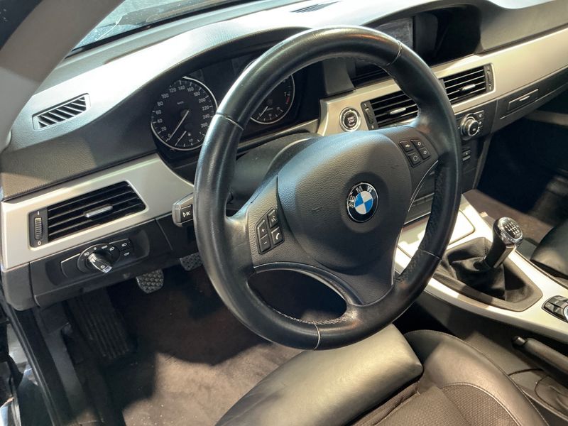 BMW 3er 318i 2012 – снимка 29