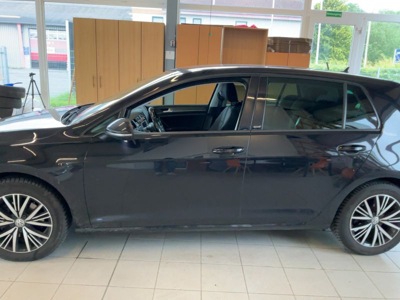 Volkswagen Golf VII 2.0 TDI Allstar BlueMotion Tech 2017 – снимка 4