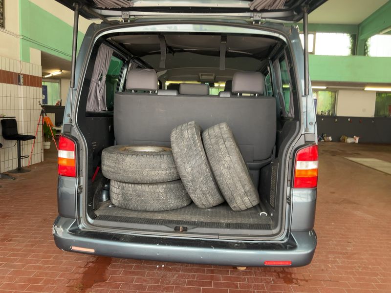 Volkswagen T5 Multivan 2.5 TDI Startline 2009 – снимка 16