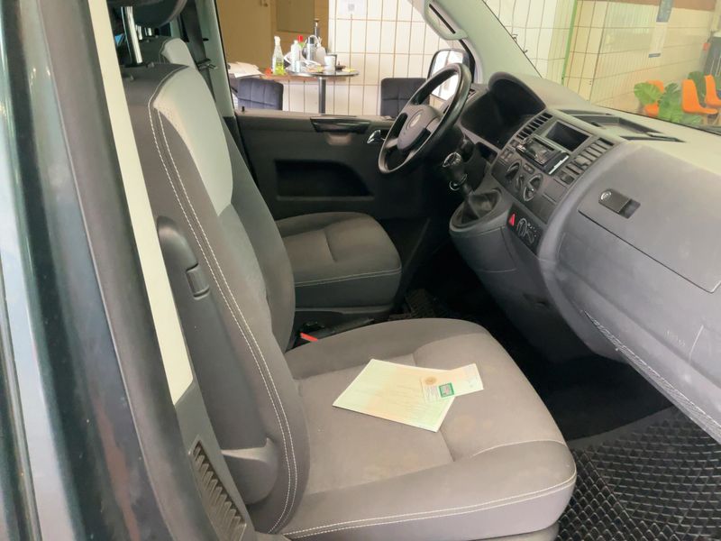 Volkswagen T5 Multivan 2.5 TDI Startline 2009 – снимка 17