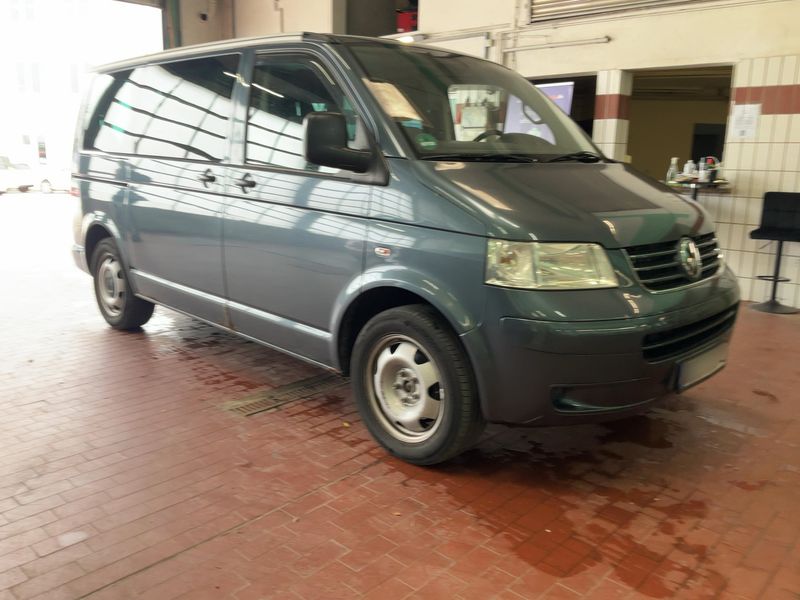 Volkswagen T5 Multivan 2.5 TDI Startline 2009 – снимка 12