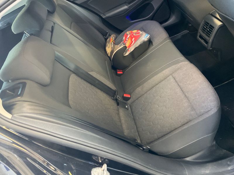 Volkswagen Golf VIII 2.0 TDI Move 2023 – снимка 24