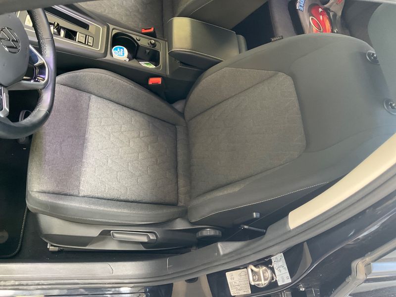 Volkswagen Golf VIII 2.0 TDI Move 2023 – снимка 23