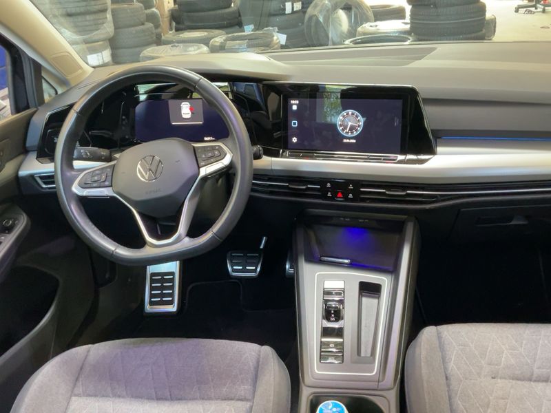 Volkswagen Golf VIII 2.0 TDI Move 2023 – снимка 17