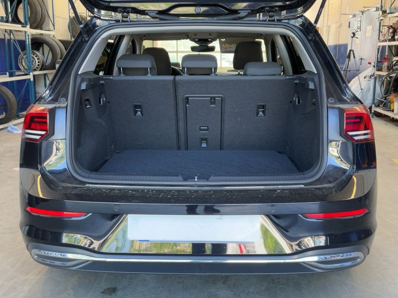 Volkswagen Golf VIII 2.0 TDI Move 2023 – снимка 15