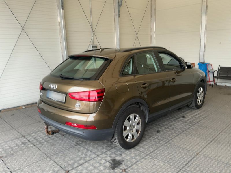 Audi Q3 2.0 TDI quattro 2013 – снимка 8