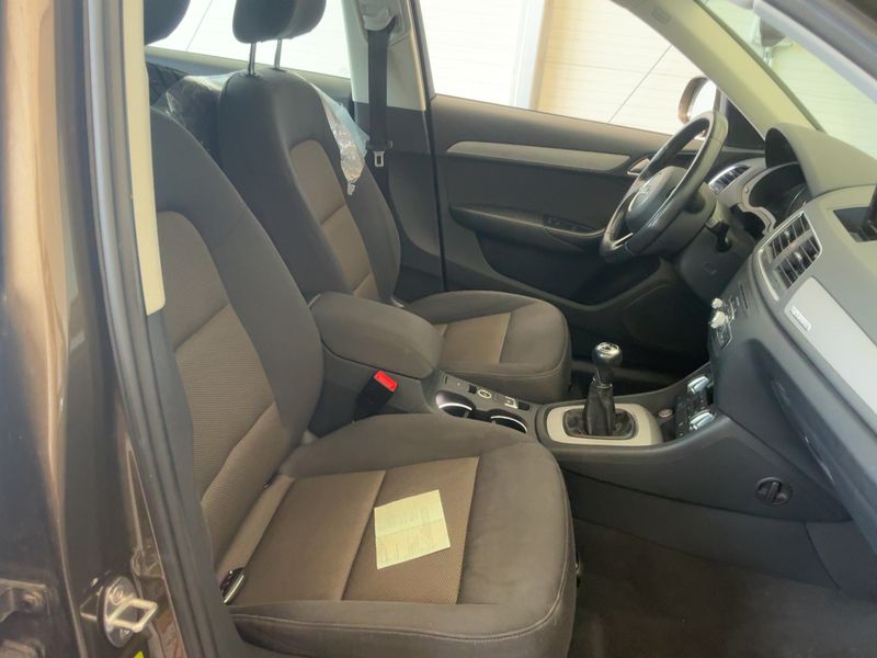 Audi Q3 2.0 TDI quattro 2013 – снимка 17