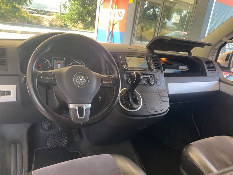 Volkswagen T5 Multivan 2.0 TDI Highline 4Motion 2012 – снимка 17