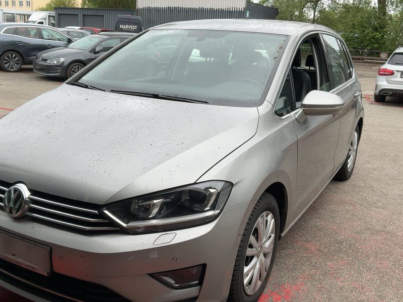 Volkswagen Golf VII Sportsvan 1.4 TSI Highline BlueMotion Tech 2015 – снимка 2