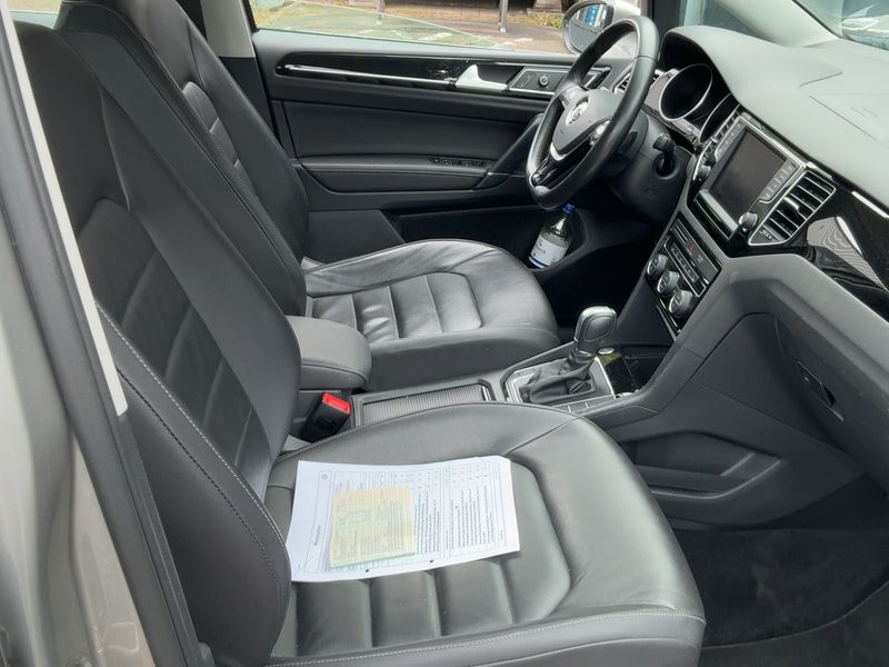 Volkswagen Golf VII Sportsvan 1.4 TSI Highline BlueMotion Tech 2015 – снимка 16