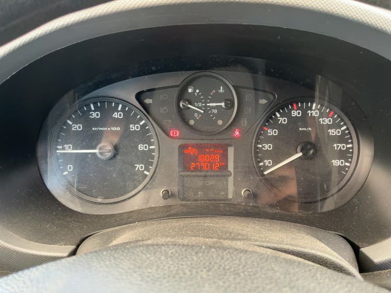 Peugeot Partner 1.6 Blue-HDi L1 Komfort Plus 2017 – снимка 18