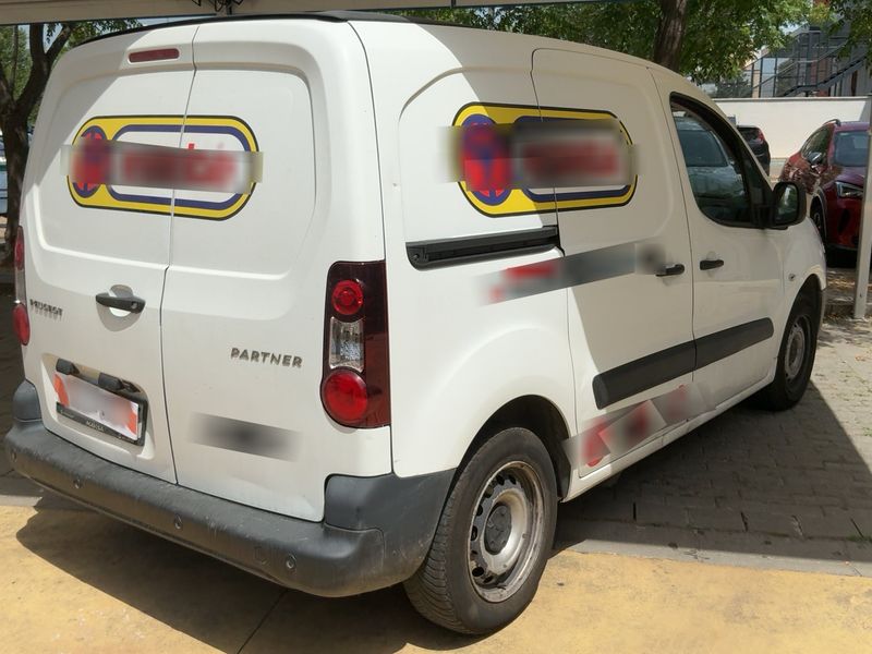 Peugeot Partner 1.6 Blue-HDi L1 Komfort Plus 2017 – снимка 8