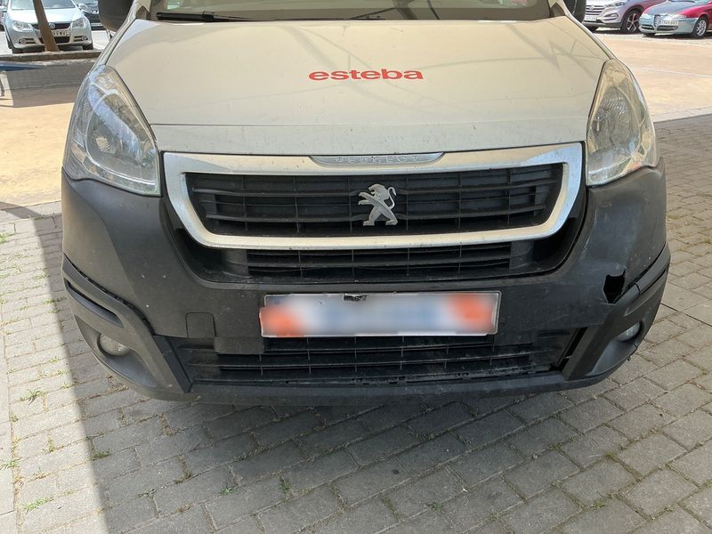 Peugeot Partner 1.6 Blue-HDi L1 Komfort Plus 2017 – снимка 39